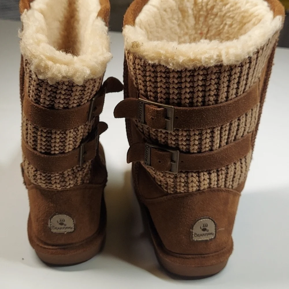 Bearpaw Boshie Hickory Youth Size 5